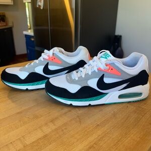 Nike Women’s Air Max Correlate - Size 9.5